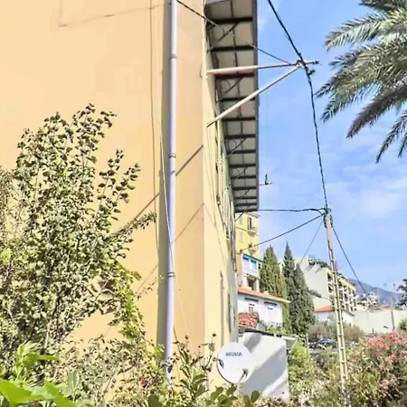 Cap D Ail 2 Pieces Proches Monaco Et Apartmán Saint-Antoine (Alpes-Maritimes)